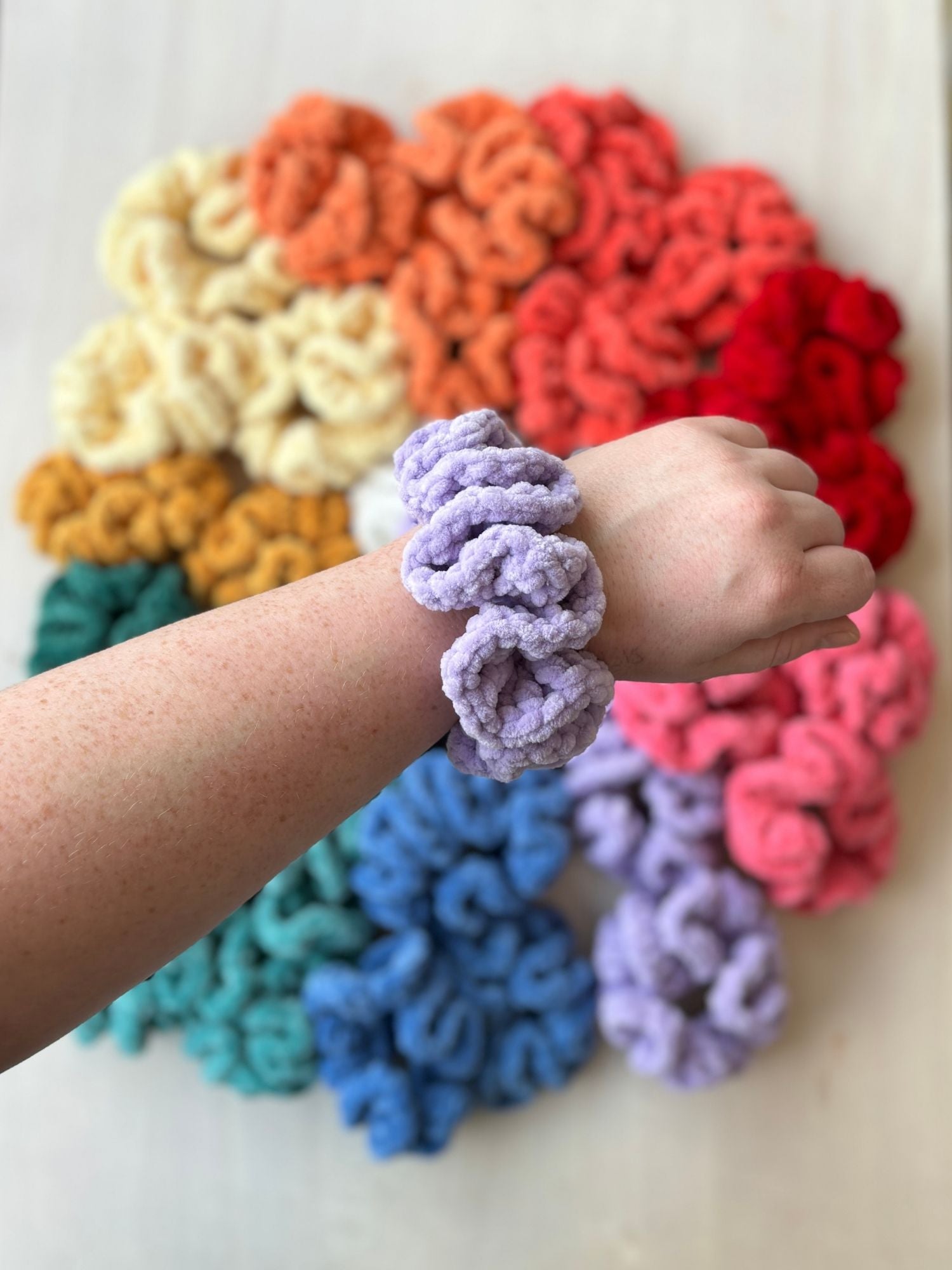 Heklet scrunchie