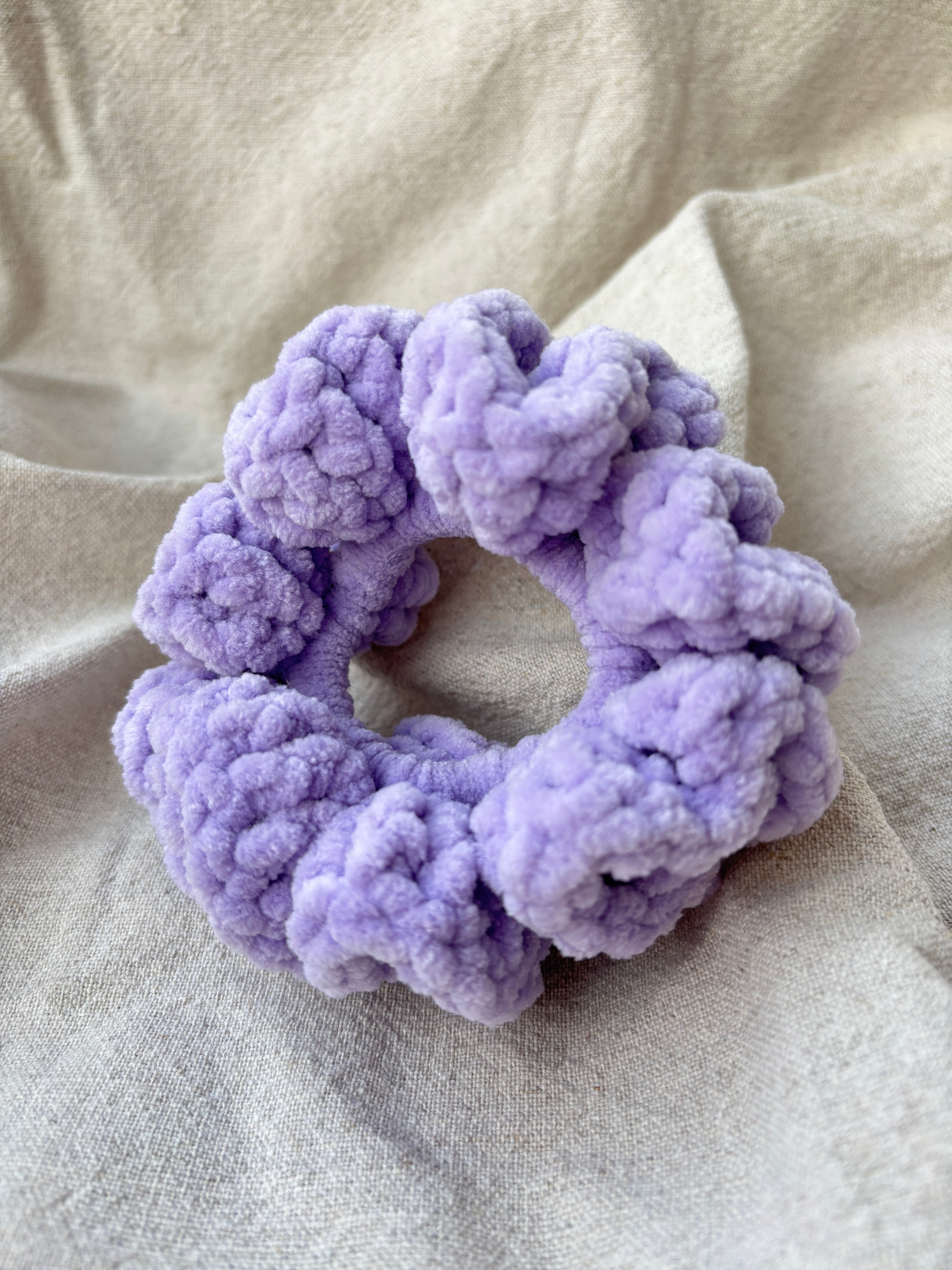 Heklet scrunchie