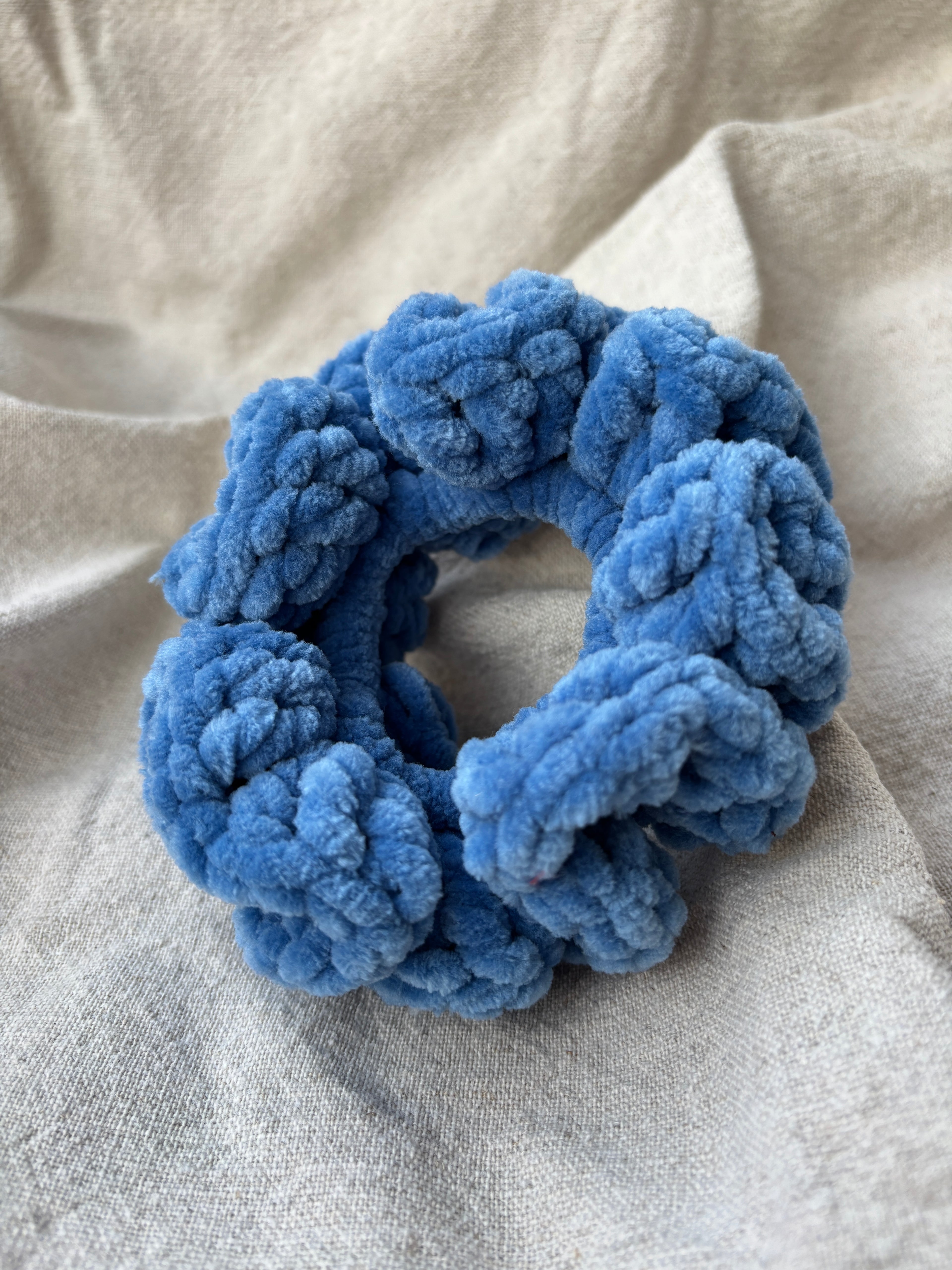 Heklet scrunchie