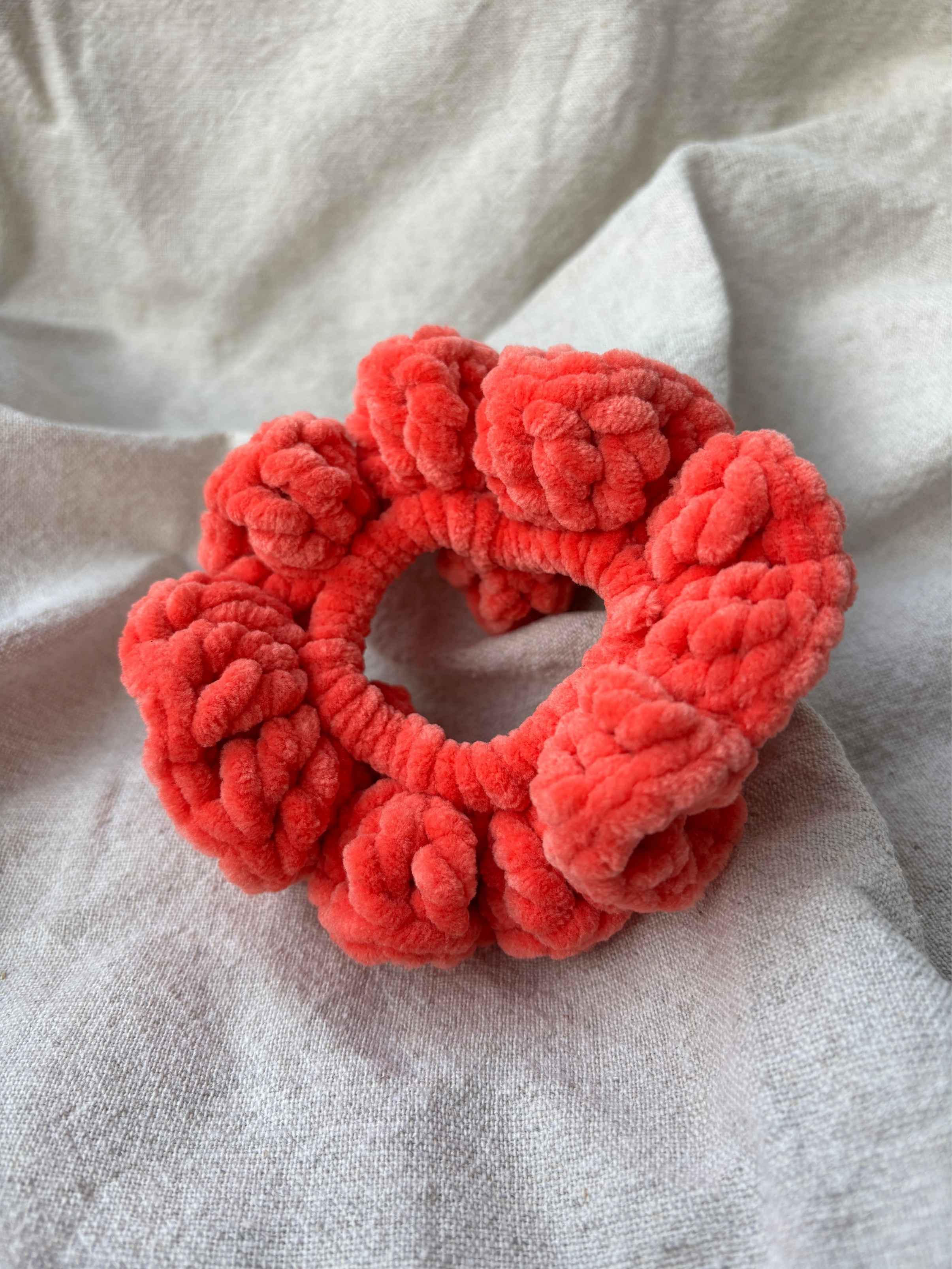 Heklet scrunchie
