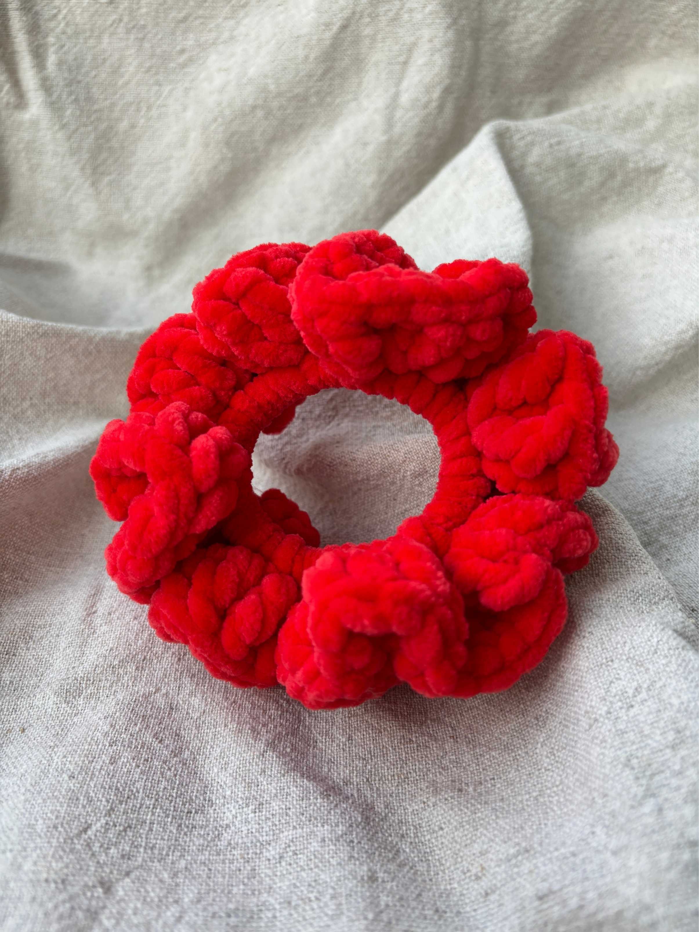 Heklet scrunchie